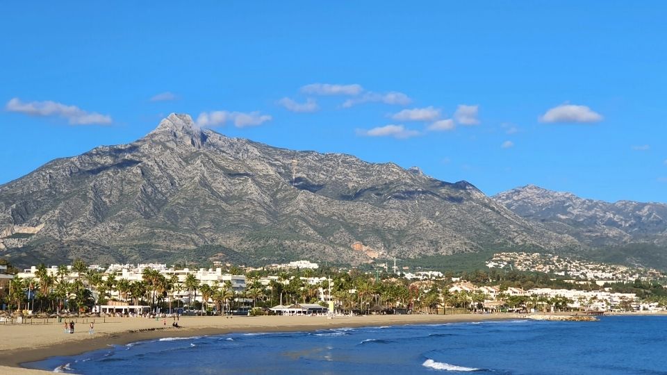 Nueva Andalucia Immobilien